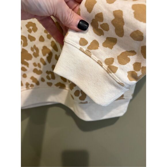Karen Scott NWOT XXL Cheetah sweatshirt - Picture 3 of 6